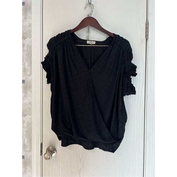 Entro Blouse  - Picture 1 of 4